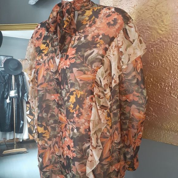 Aritzia Wilfred Bernadette Floral Mini Dress - Picture 4 of 13